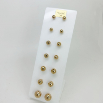 Photo de Gold Filled Ball Earrings 4.5.6mm 2prs / 8mmx 1prs total 7 prs